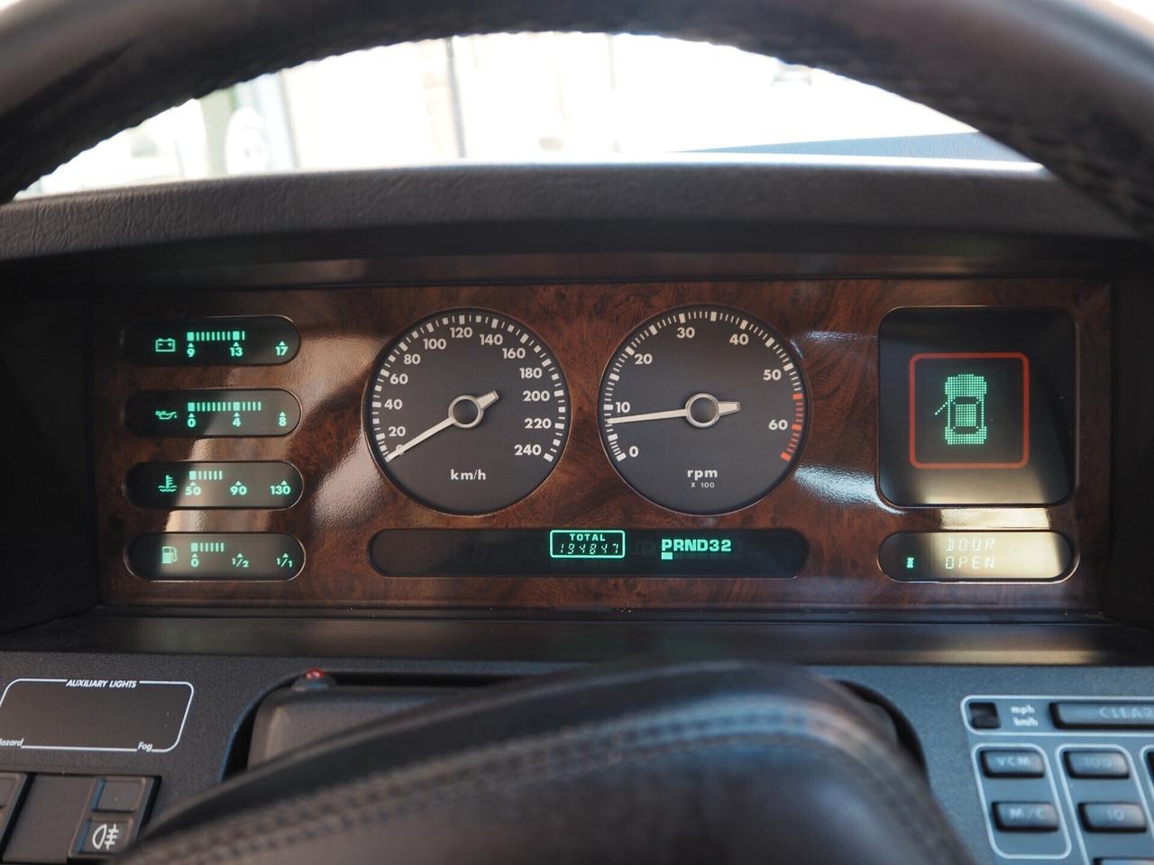 Jaguar XJ40 3.6
