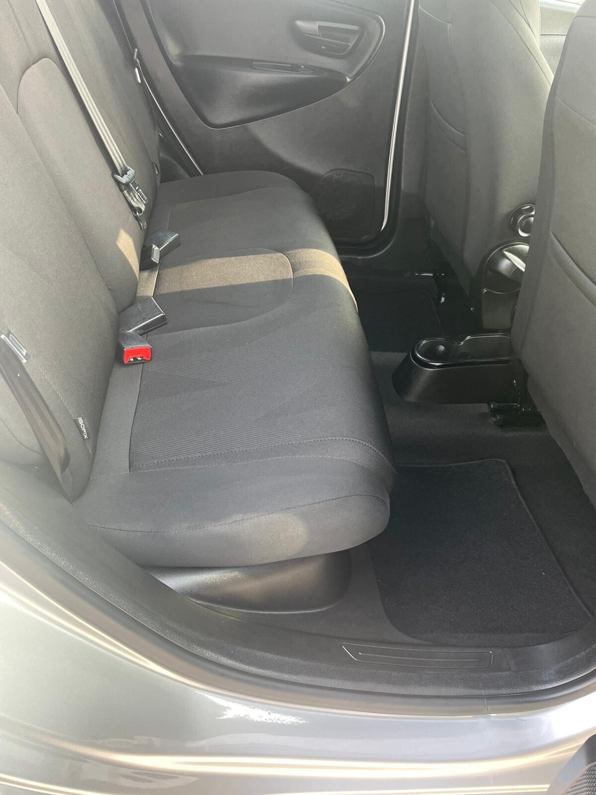 Lancia Ypsilon 1.2 69 CV UNI.PRO 12 MESI GARANZIA