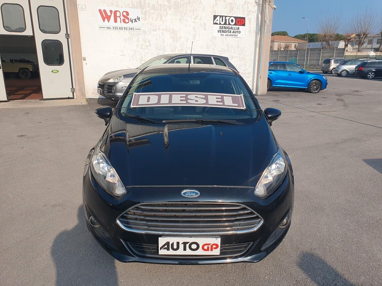 Ford Fiesta 1.5 TDCi 75CV Neopatentati 2015