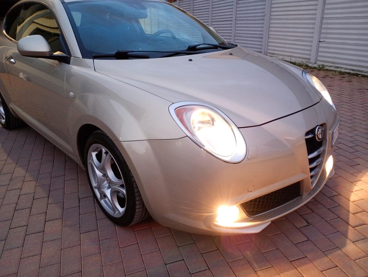 Alfa Romeo MiTo 1.4 Turbo 135 CV M.air S&S Distintive Sport Pack