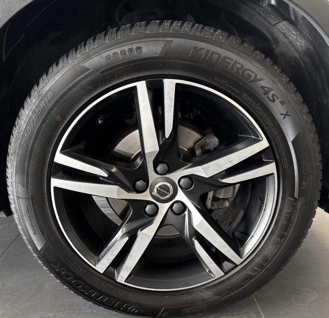 VOLVO XC40 2.0 D3 150 CV Geartronic R-design