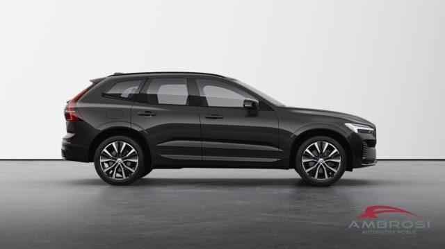 VOLVO XC60 B4 mild hybrid Benzina Plus Dark