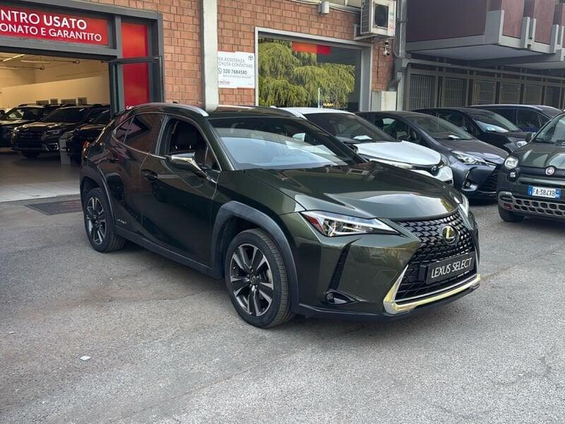 Lexus UX Hybrid Premium 2WD