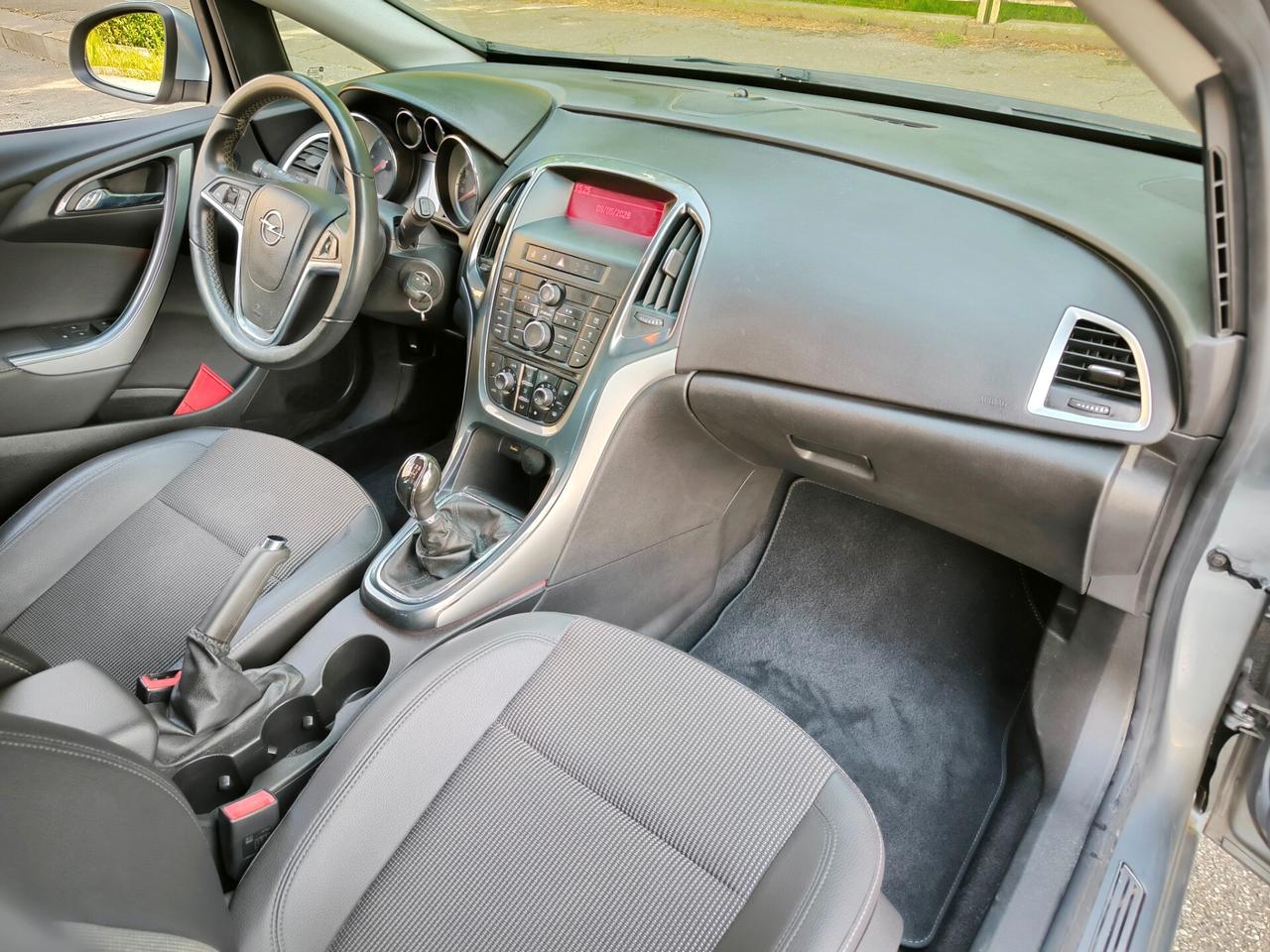 Opel Astra 1.7 CDTI 130CV 5 porte Cosmo