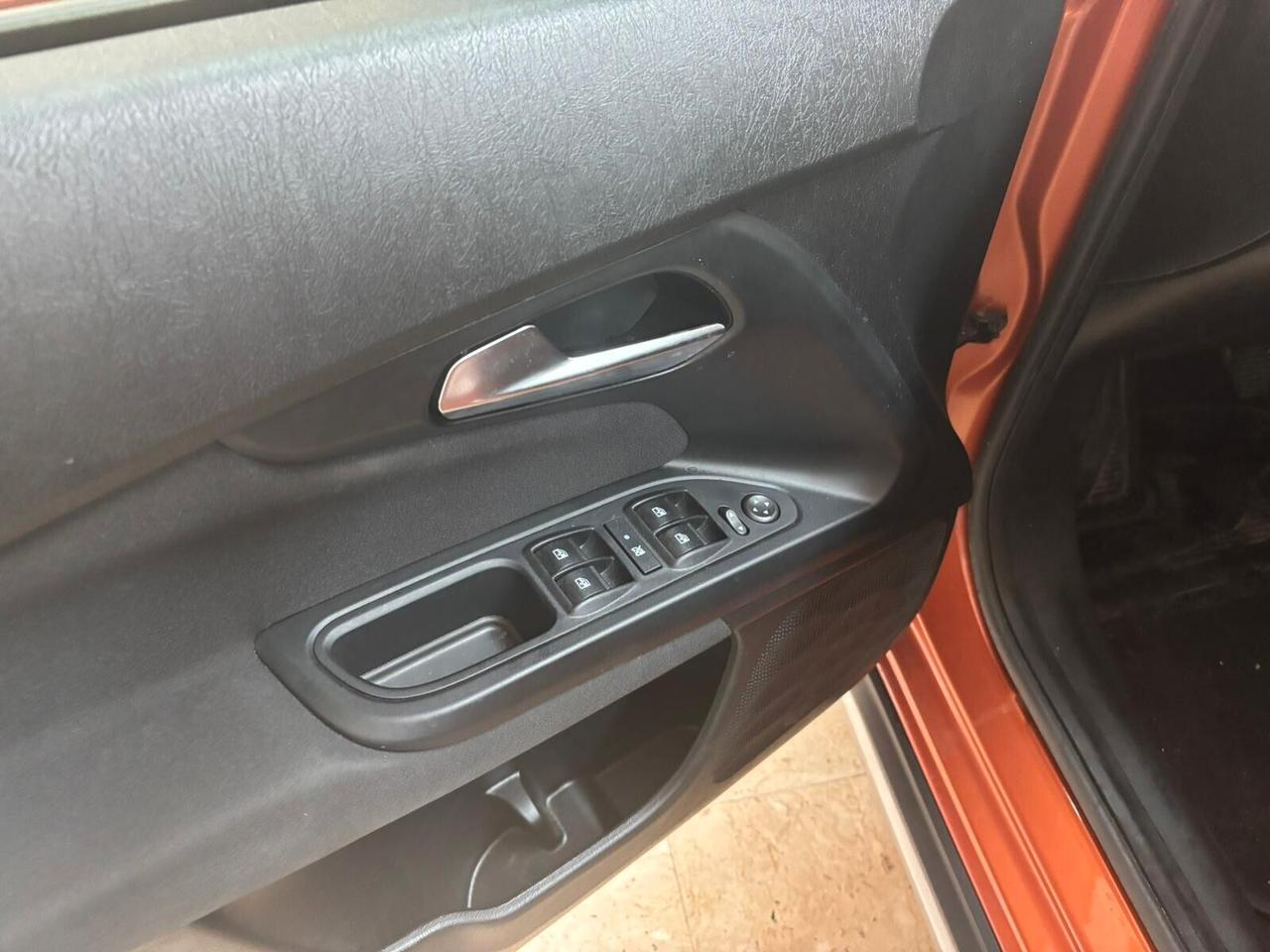 Fiat Tipo 1.6 130cv M-Jet SW Cross Plus