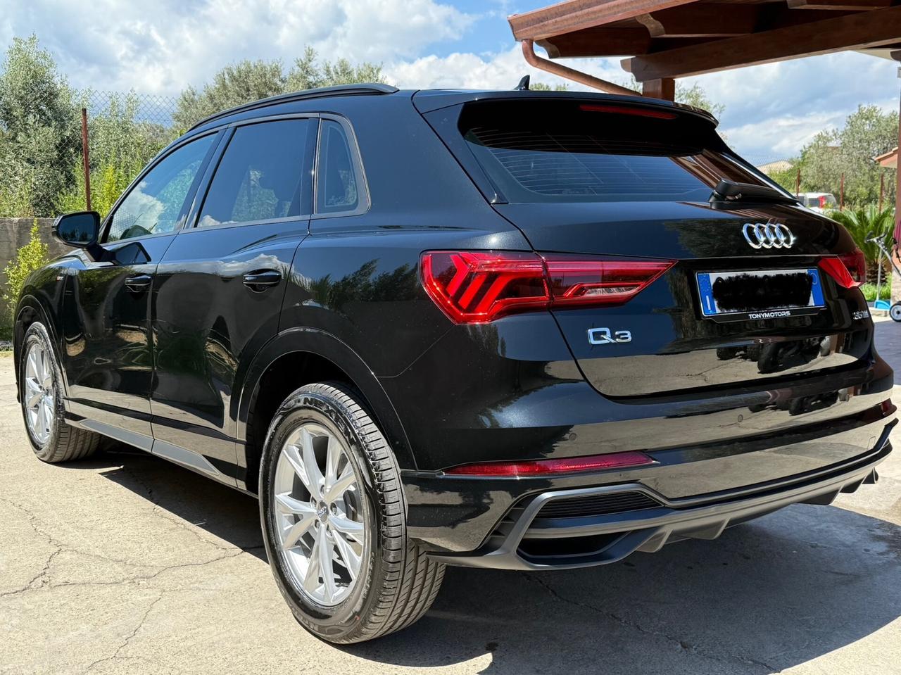 Audi Q3 35 TDI S tronic S line