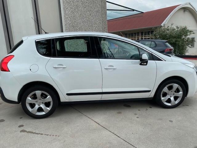 Peugeot 3008 1.6 HDi 115CV Active