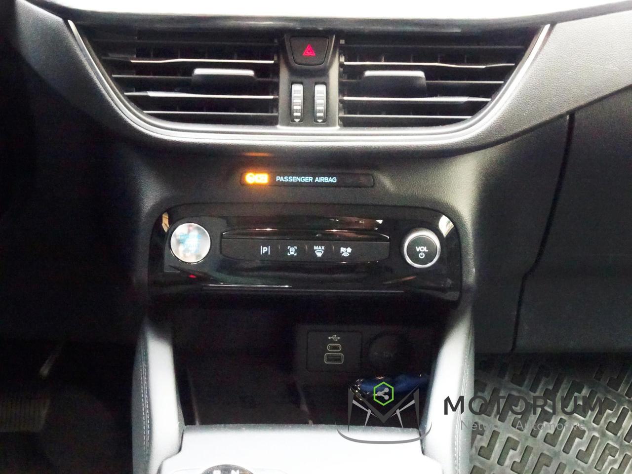 Ford Kuga 2.5 Full Hybrid 180 CV CVT 2WD Active X