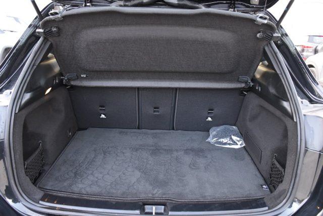 MERCEDES-BENZ GLA 200 d Automatic Business Extra