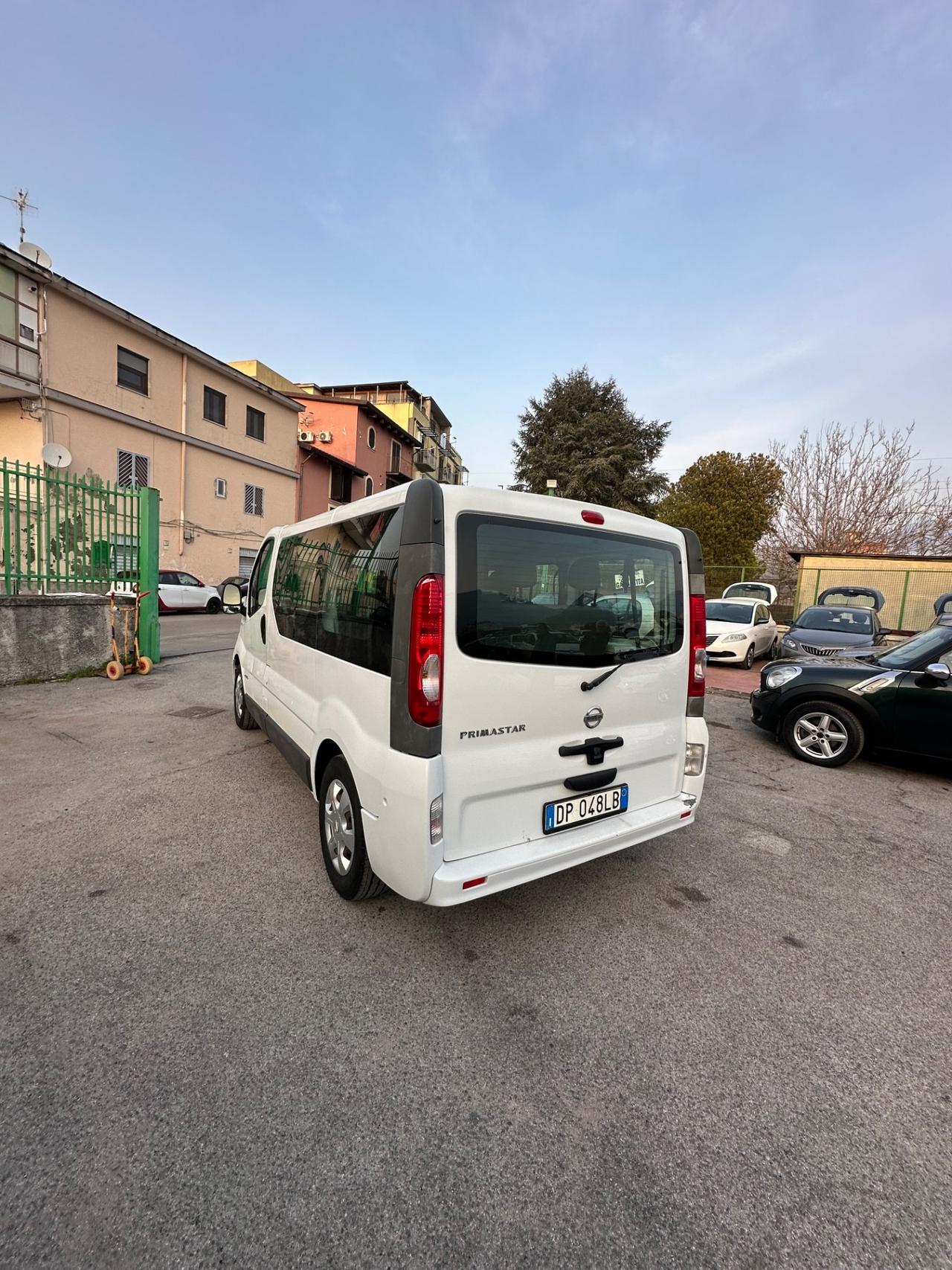 Nissan Primastar C29 2.5 dCi 150CV PC-TN Combi Smart