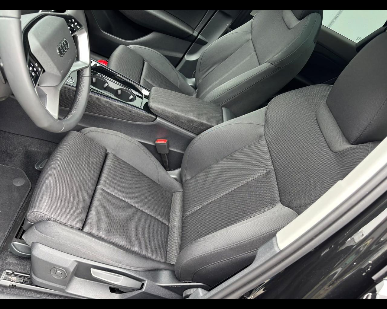 AUDI Q3 III 2025 - Q3 1.5 tfsi mhev S line edition 150cv s-tronic