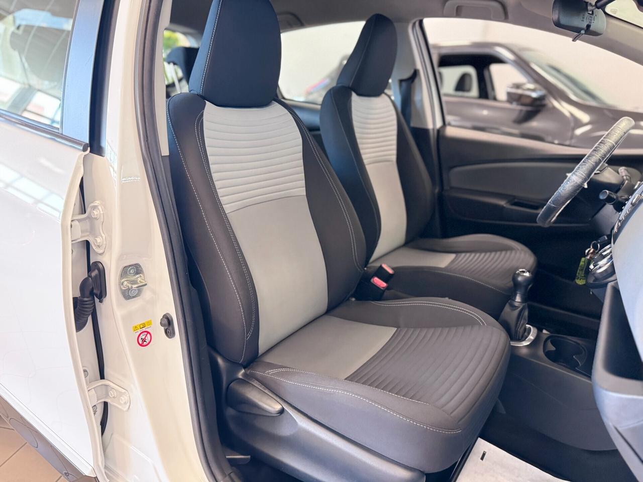Toyota Yaris 1.0 5 porte Active