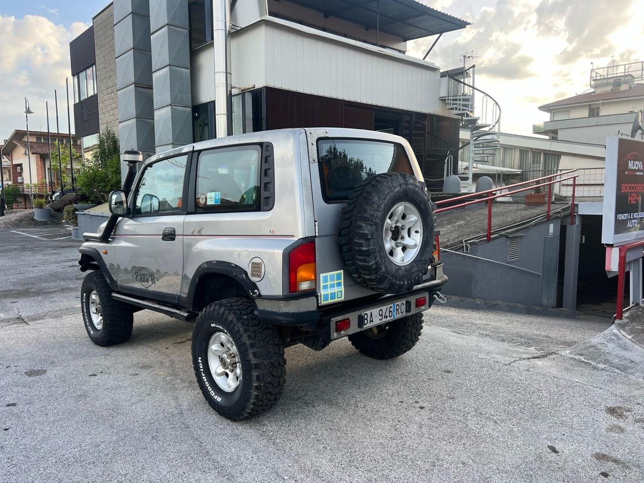 Ssangyong Korando 661 2.3 diesel EL