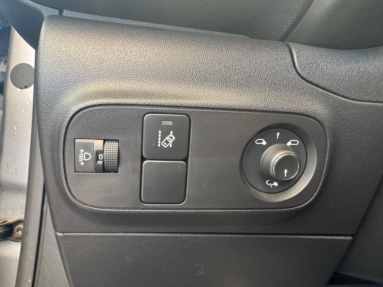 Citroen C3 Shine 1.2 PureTech 82 #6535