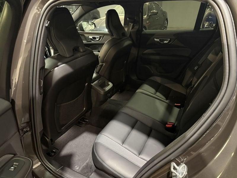 Volvo V60 Cross Country V60 Cross Country B4 (d) AWD automatico