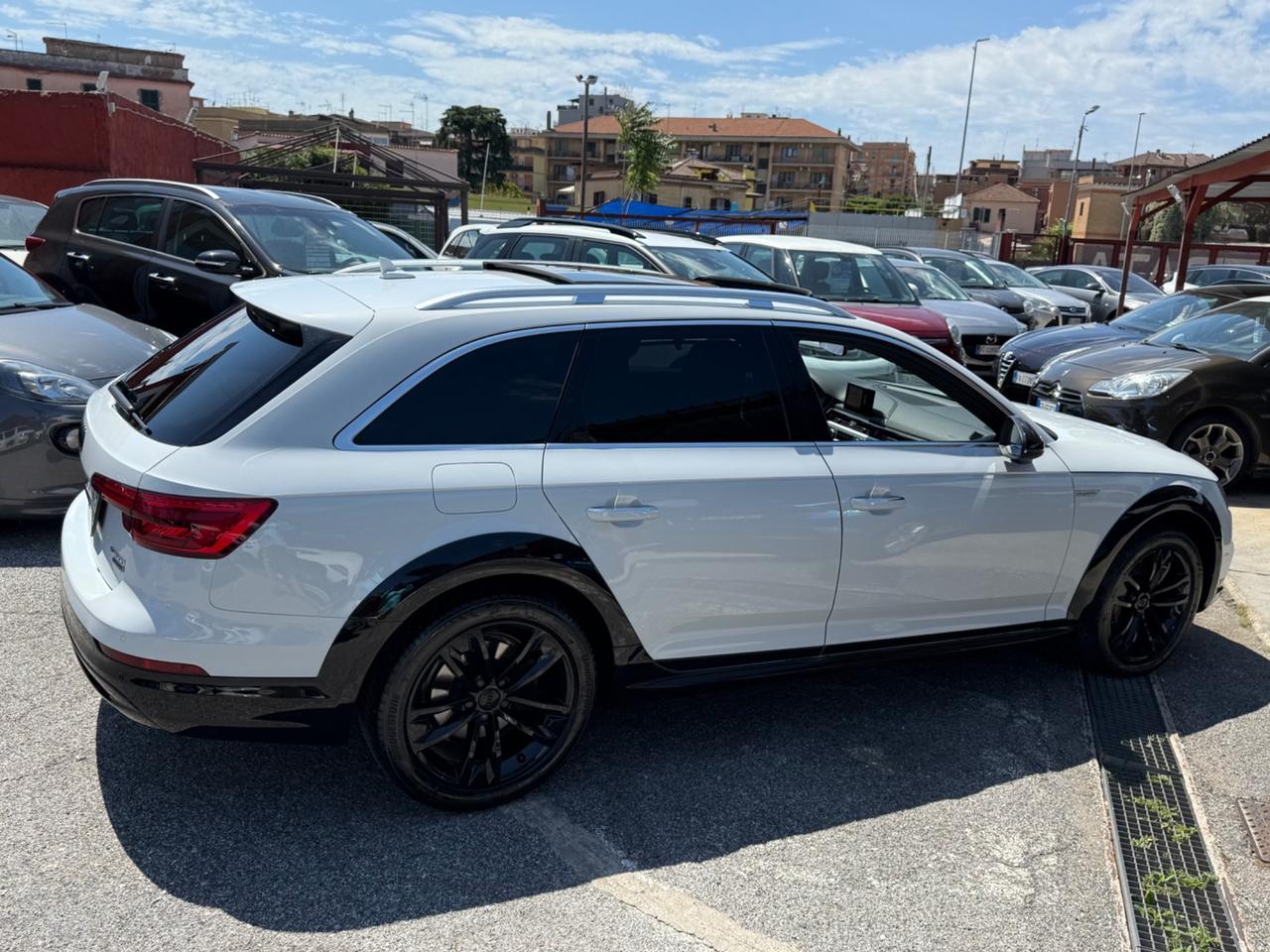 A4 allroad 2.0 TDI 190 CV S tronic-black pack -unipro-