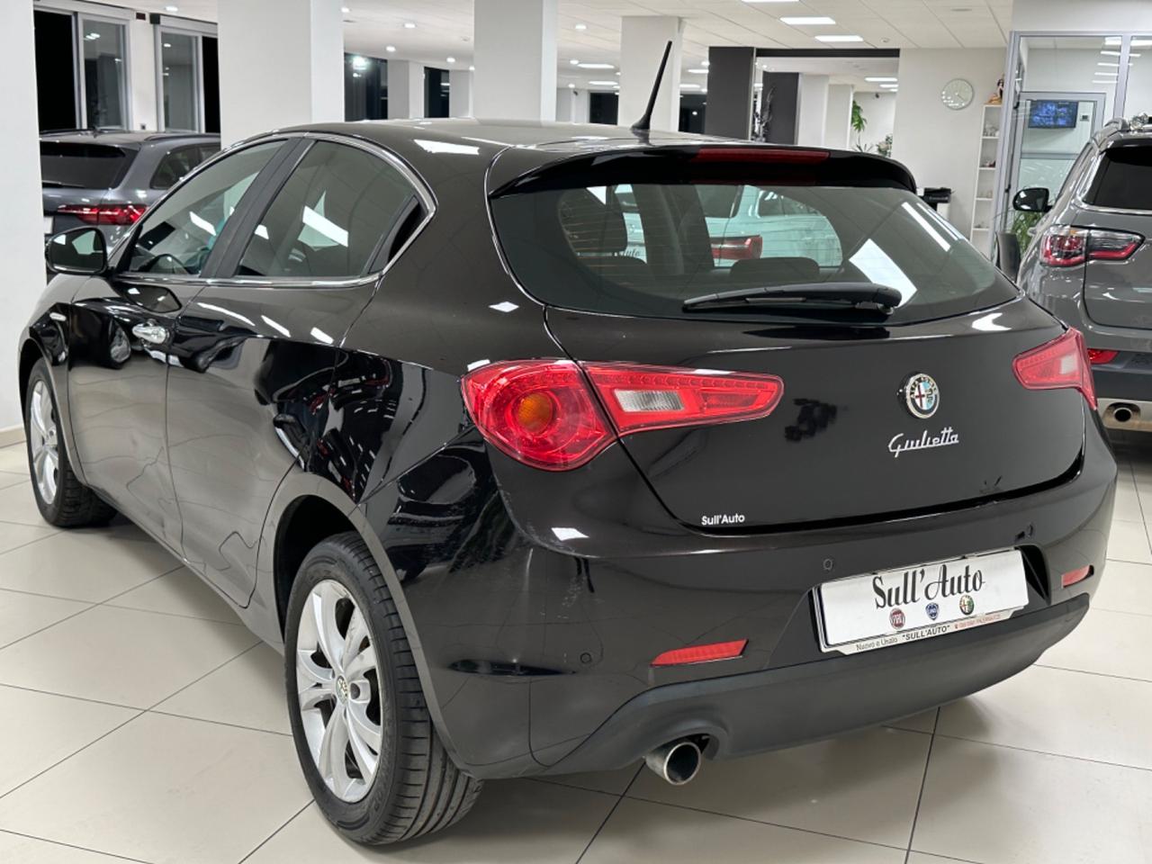 Alfa Romeo Giulietta 1.6 JTDm-2 105 CV Distinctive 2012