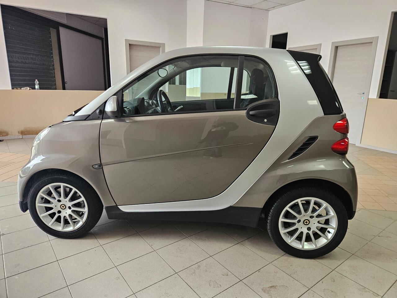 Smart ForTwo 1000 52 kW coupé passion