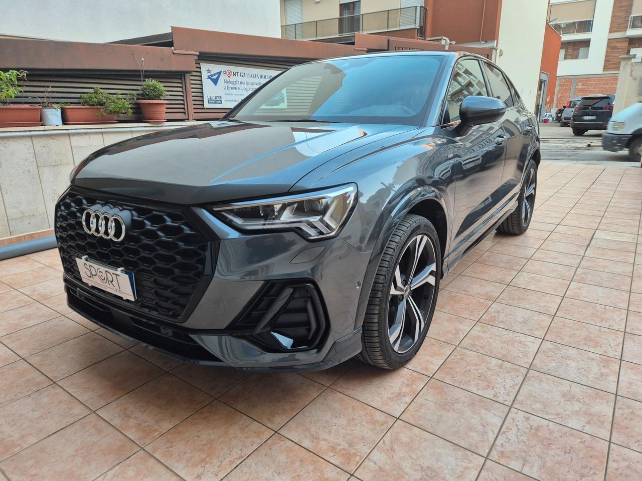 Audi Q3 SPORTBACK SPB 35 TDI S tronic line IDENTITY BLACK