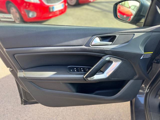 PEUGEOT 308 BlueHDi 120 S&S Allure