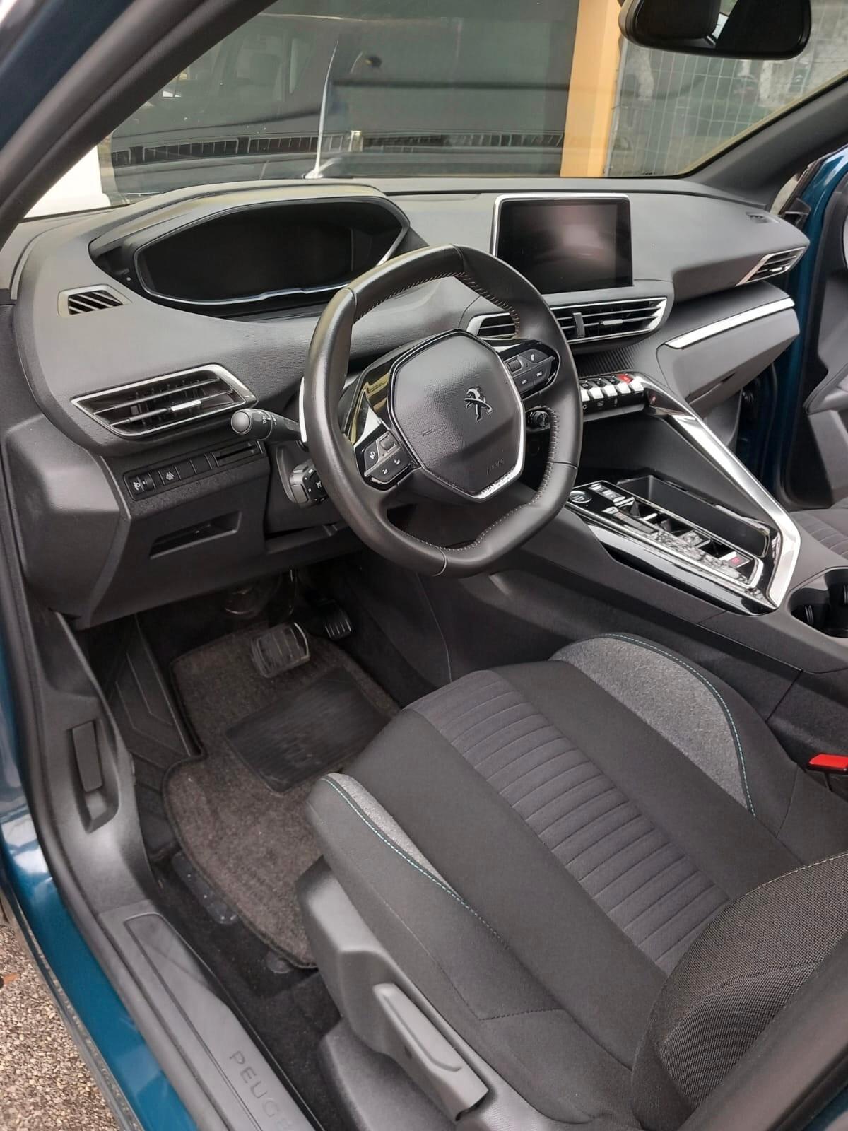 Peugeot 5008 BlueHDi 130 S&S EAT8 Active Pack