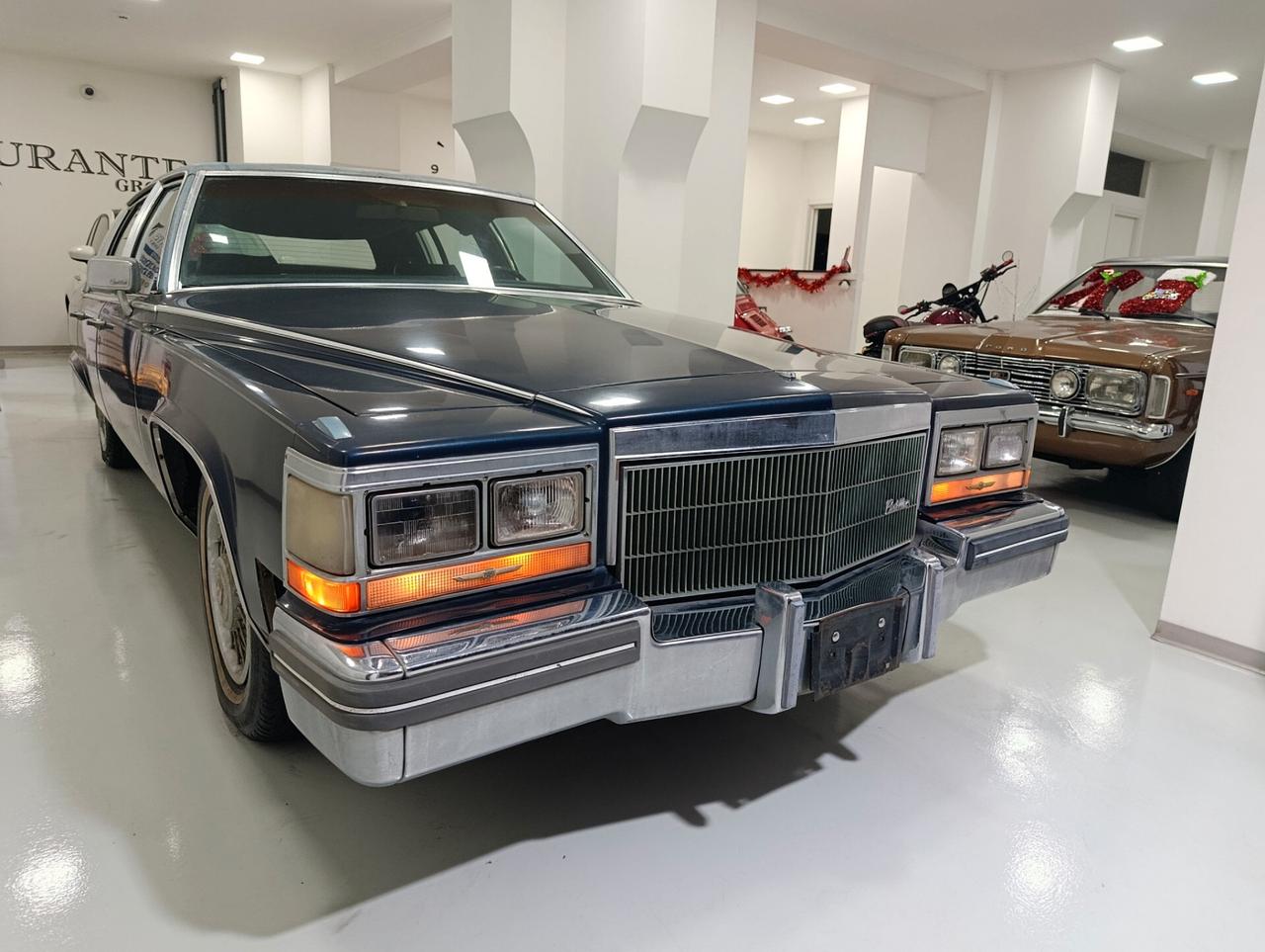 Cadillac Fleetwood Brougham 4.1 V6