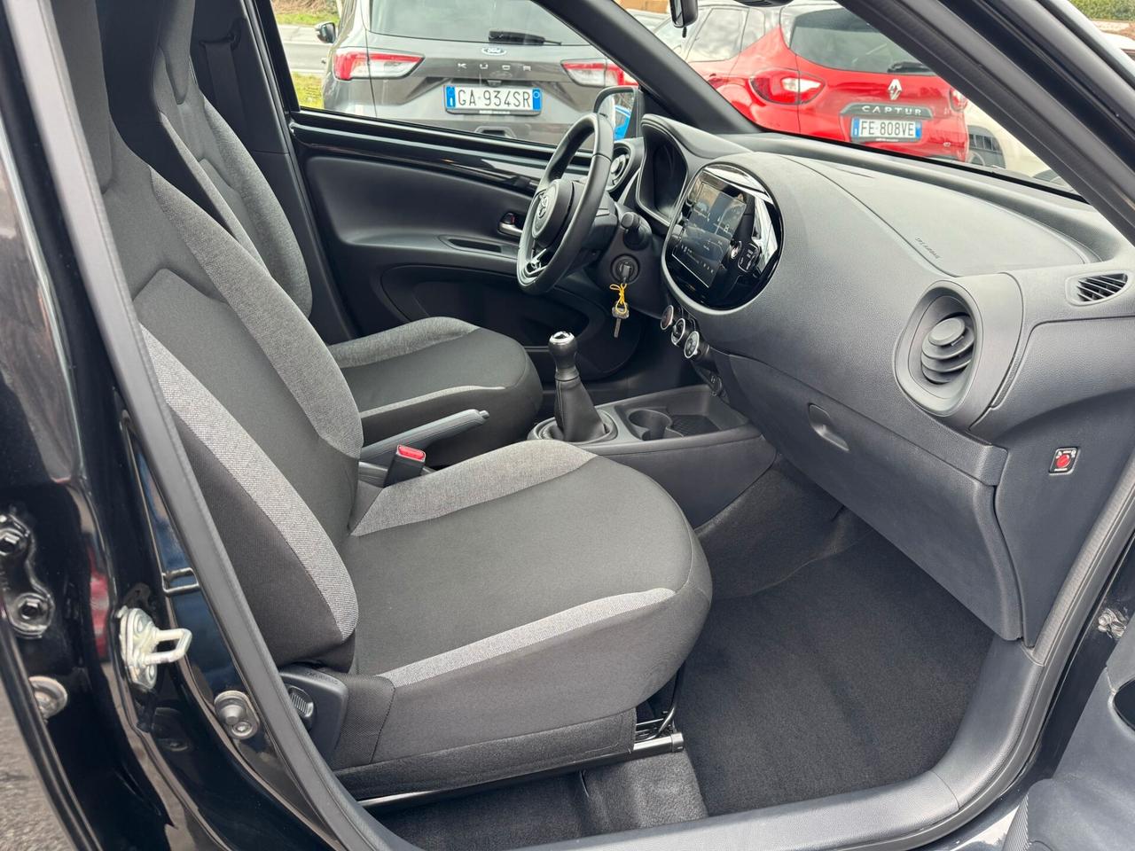 Toyota Aygo X 1.0 VVT-i 72 CV 5 porte Trend Air *neopatentati*NO VINCOLI*IVA-ESPOS