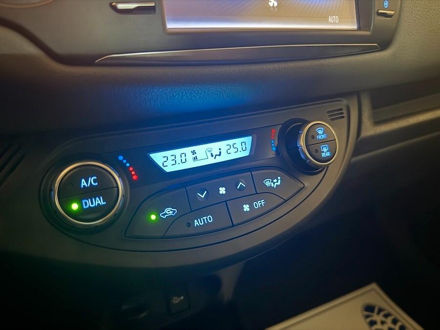 Toyota Yaris 1.5 Hybrid 5 porte Active Auto