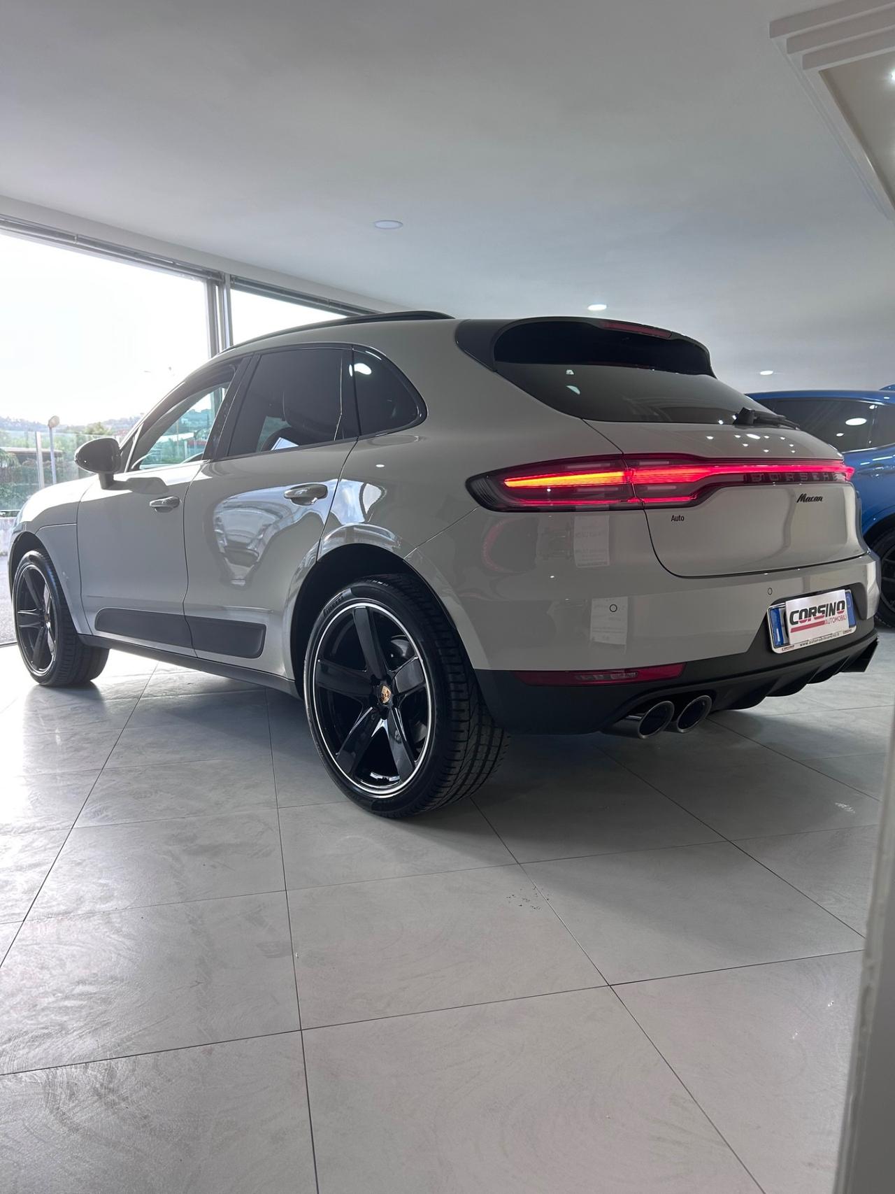 Porsche Macan 2.0 allestimento Full