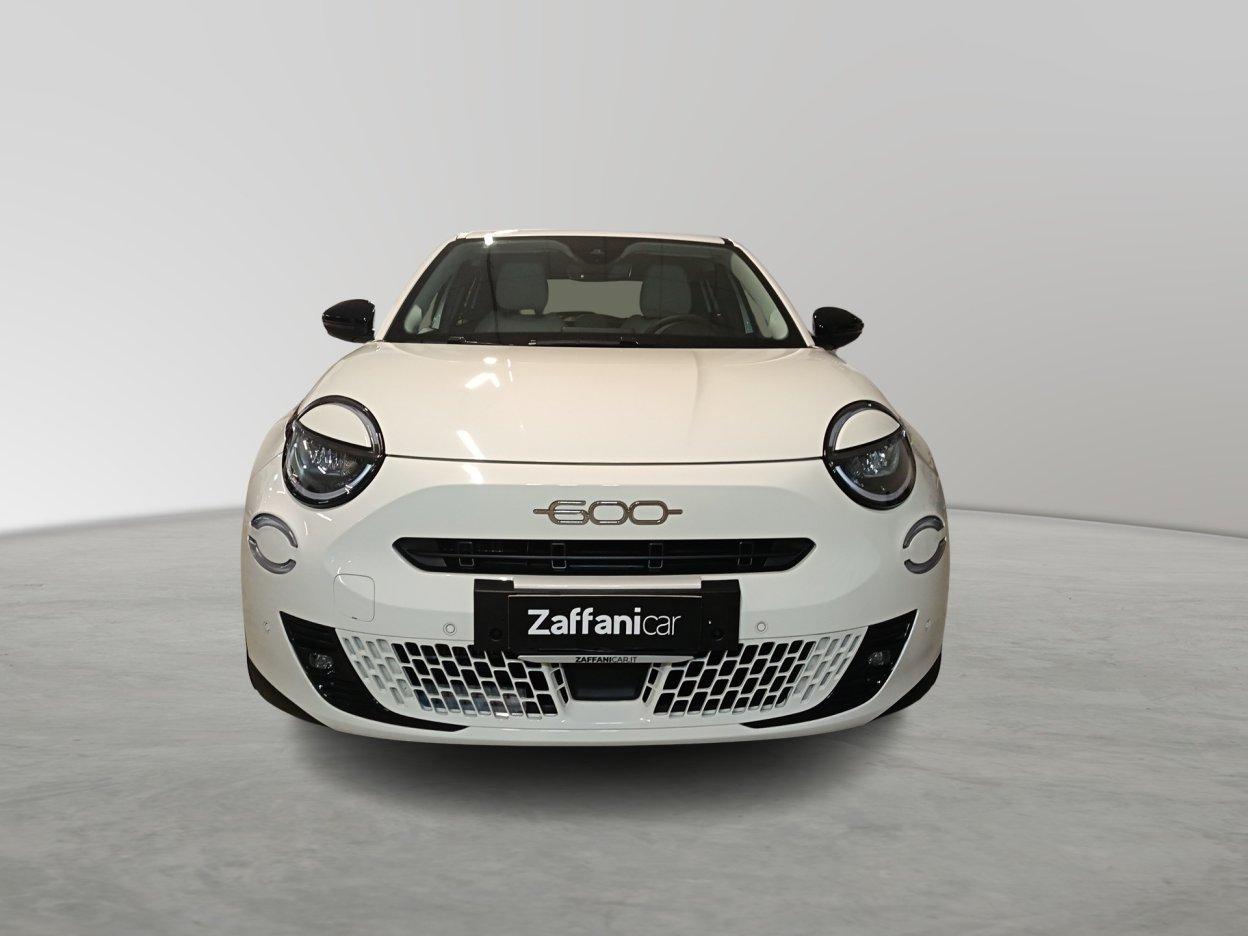 FIAT 600 (2023-->) - 600 Hybrid 110 CV DCT MHEV La Prima
