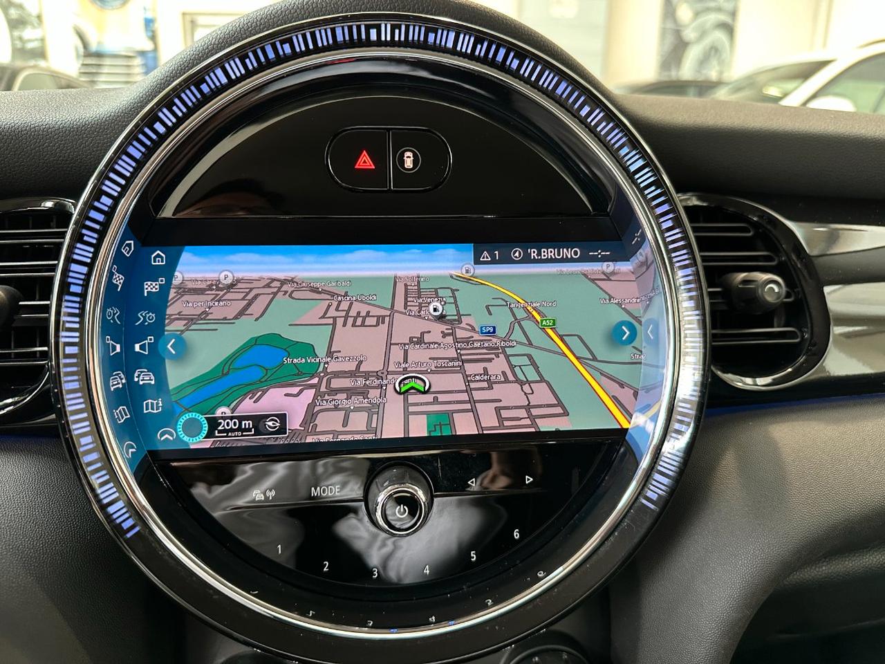 Mini 3 Porte Cooper SE Classic Full Electric-LED-17"-Keyless-ACC-Navi-Camera