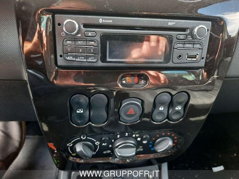 Dacia Duster 1.6 110CV 4x2 GPL Lauréate COMMERCIANTI