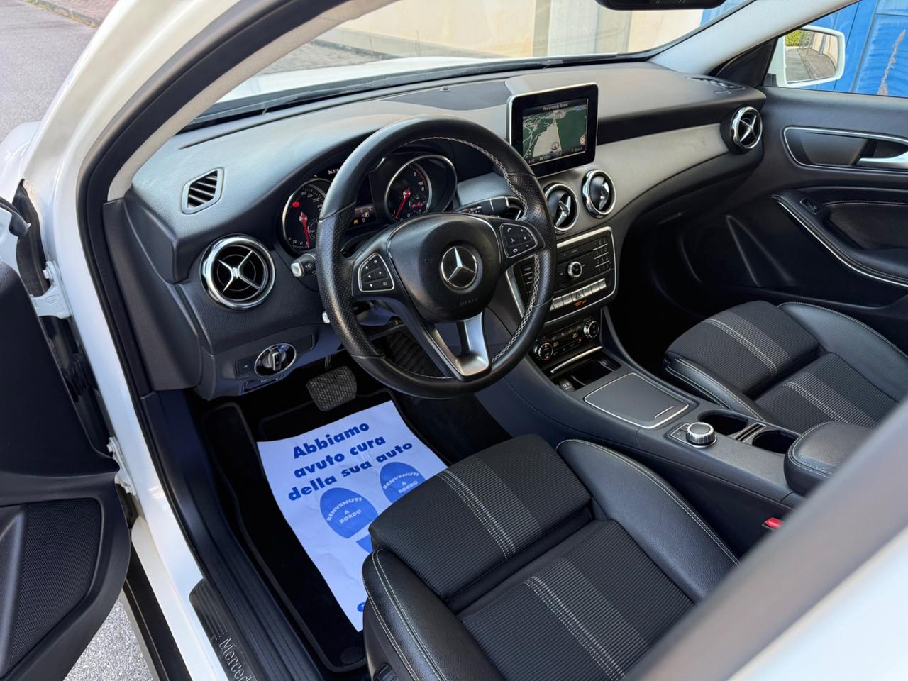 Mercedes-benz GLA 180 D Automatica 2018