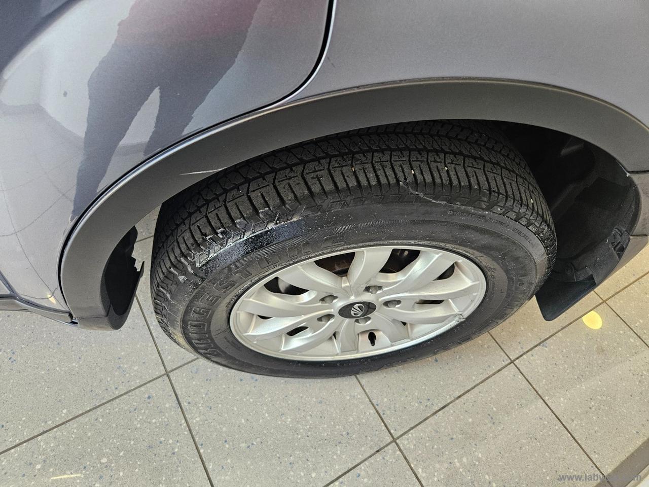 MAHINDRA XUV500 2.2 16V AWD W6 7/P