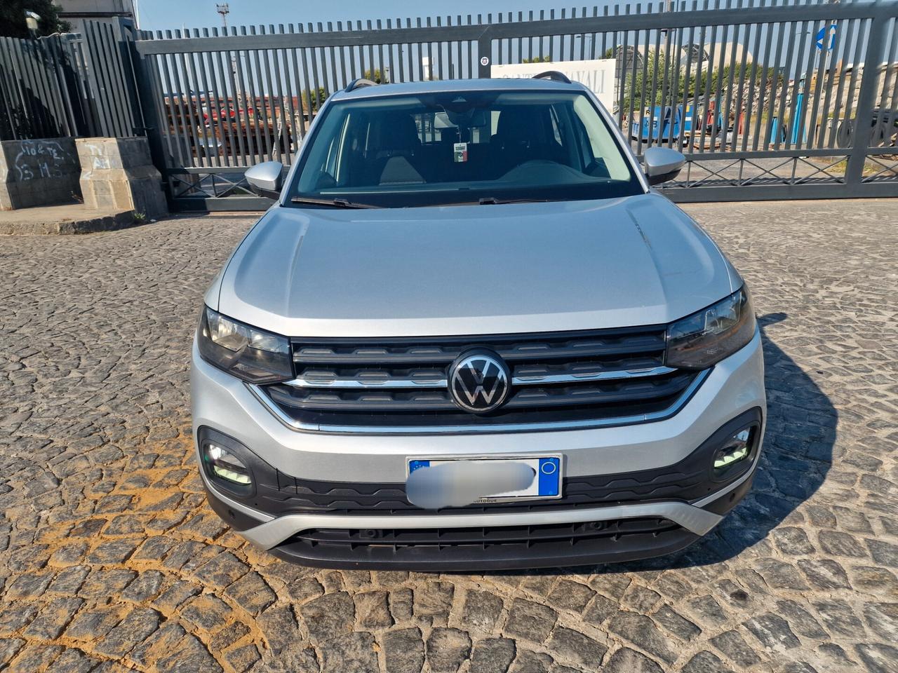 Volkswagen T-Cross 1.6 TDI cambio automatico