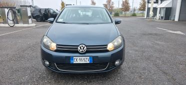 Volkswagen Golf 1.6 TDI DPF 5p. Highline neop