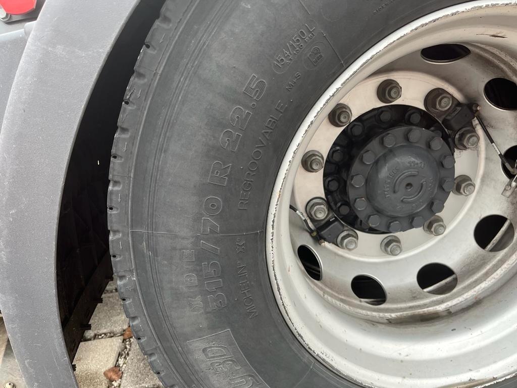 IVECO Stralis 460 NP LNG 4x2 – Retarder – Clima da fermo – 2 letti