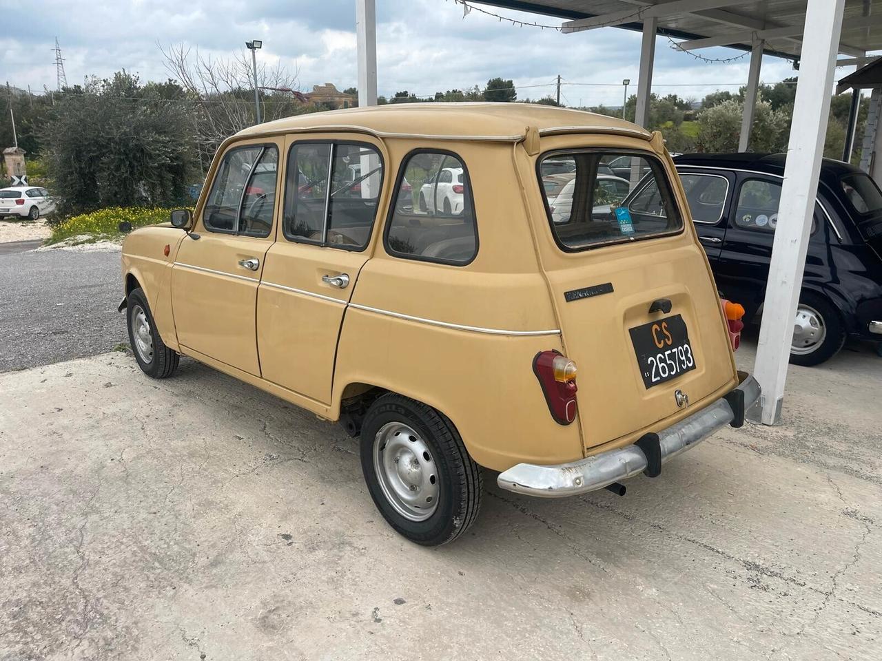 Renault R 4 RENAULT 4