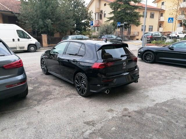 Volkswagen Golf GTI Golf 2.0 TSI GTI