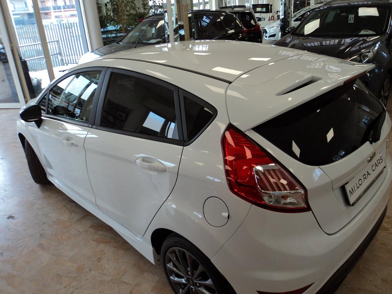 Ford Fiesta 1.5 TDCi 5 porte ST-Line