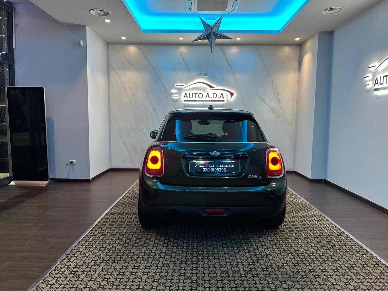 Mini 1.5 Cooper D Business