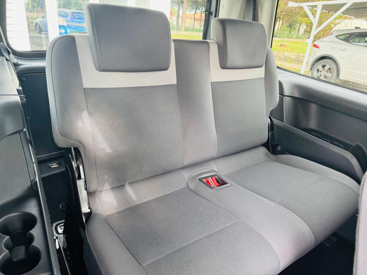 Volkswagen Caddy 2.0 Ecofuel 7posti
