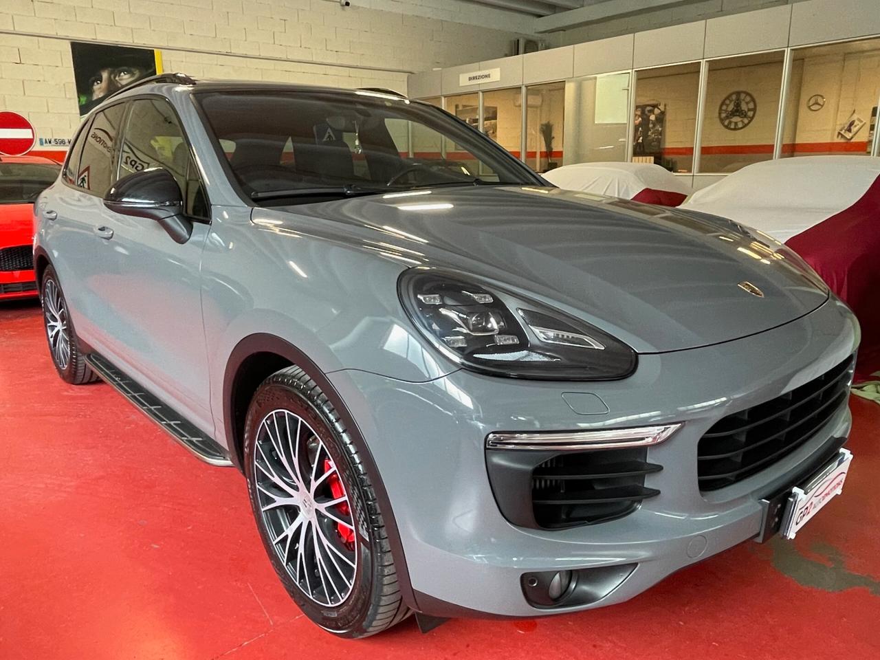 Porsche Cayenne FULL OPTIONAL