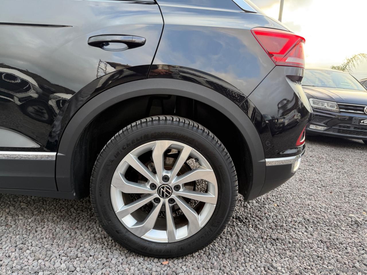 VOLKSWAGEN T-Roc 1.0 TSI Style NAVI LED IQ-LIGHT RETROCAMERA