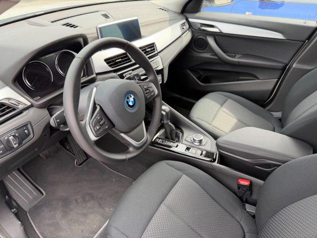 BMW X2 xDrive25e Business-X