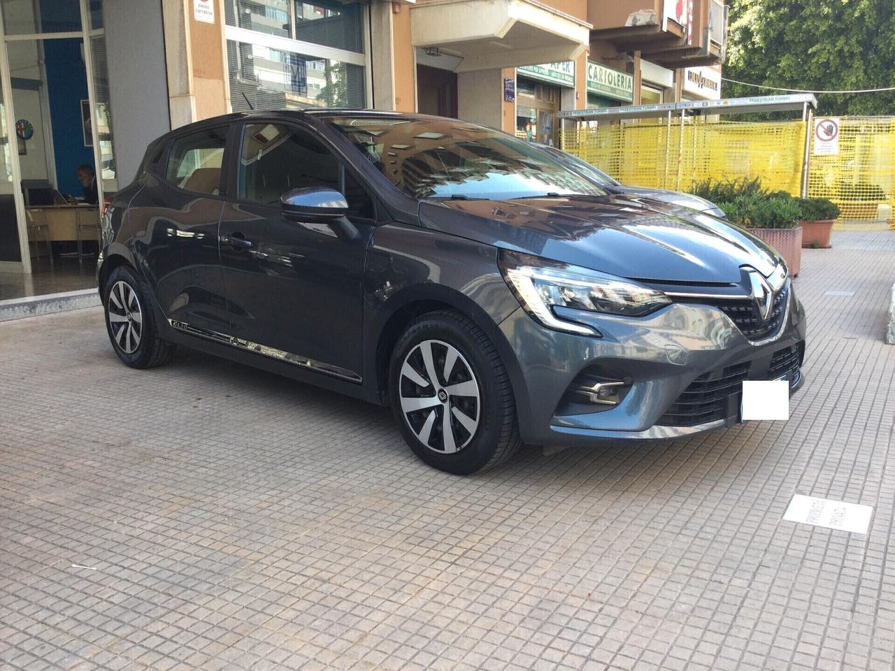 Renault Clio Full Hybrid E-Tech 140 CV 5 porte Intens