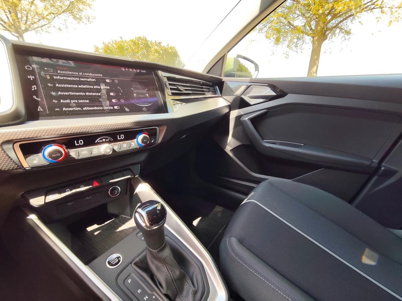 Audi A1 allstreet 30 TFSI S tronic Identity Contrast