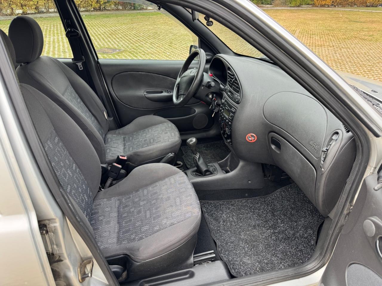 Ford Fiesta 1.2i 16V cat 5 porte Four