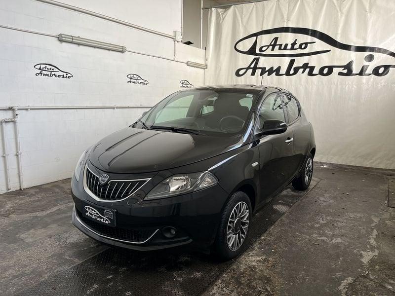 Lancia Ypsilon Ypsilon 1.0 FireFly 5 porte S&S Hybrid Gold TUA DA 149,00 EURO AL MESE