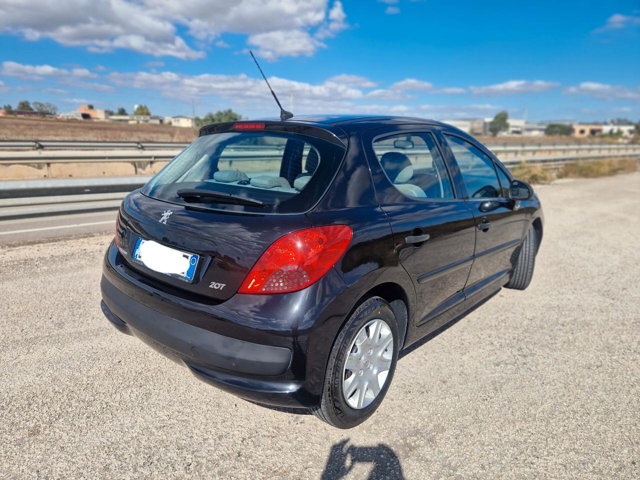 Peugeot 207 1.4 HDi 70CV 5p. X Line